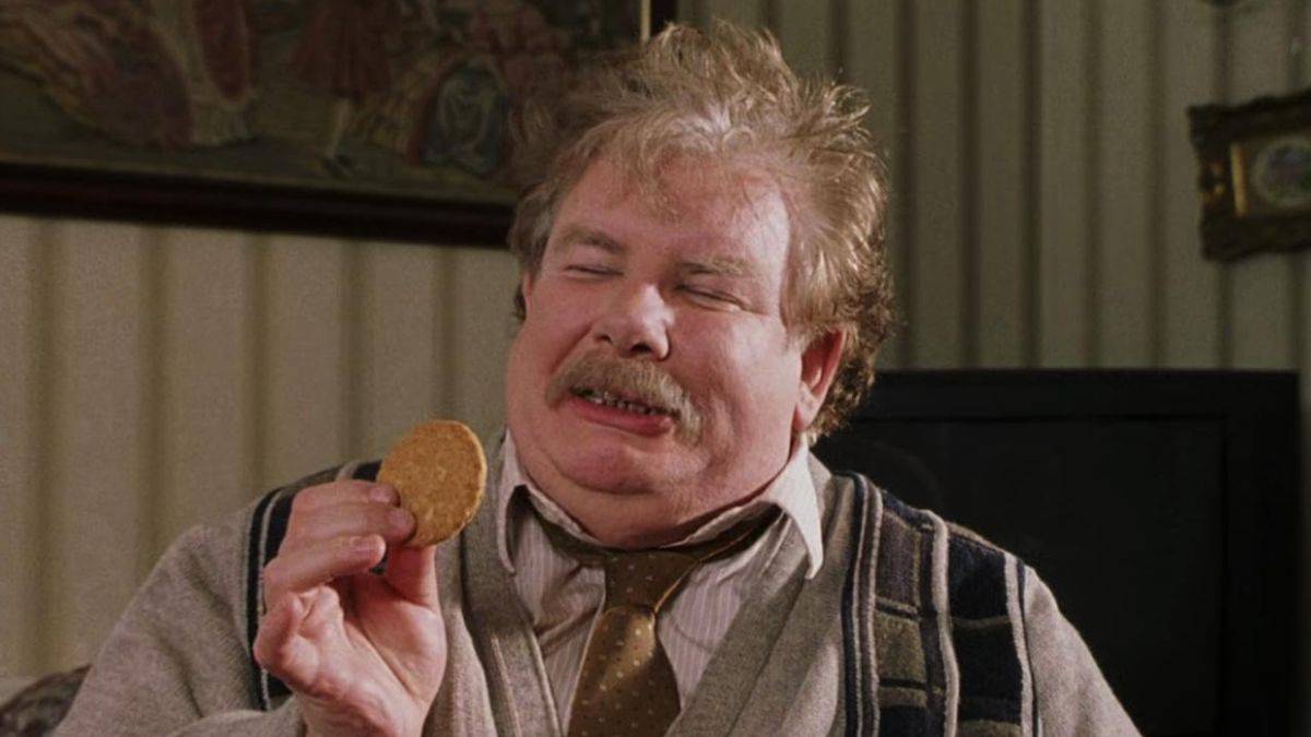 Richard Griffiths သည် Harry Potter နှင့်မျှောဆရာ၏ကျောက်ရှိ Vernon Dursley အဖြစ်