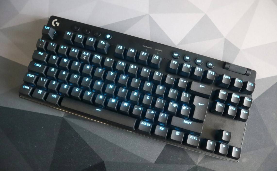 Logitech g pro x tkl